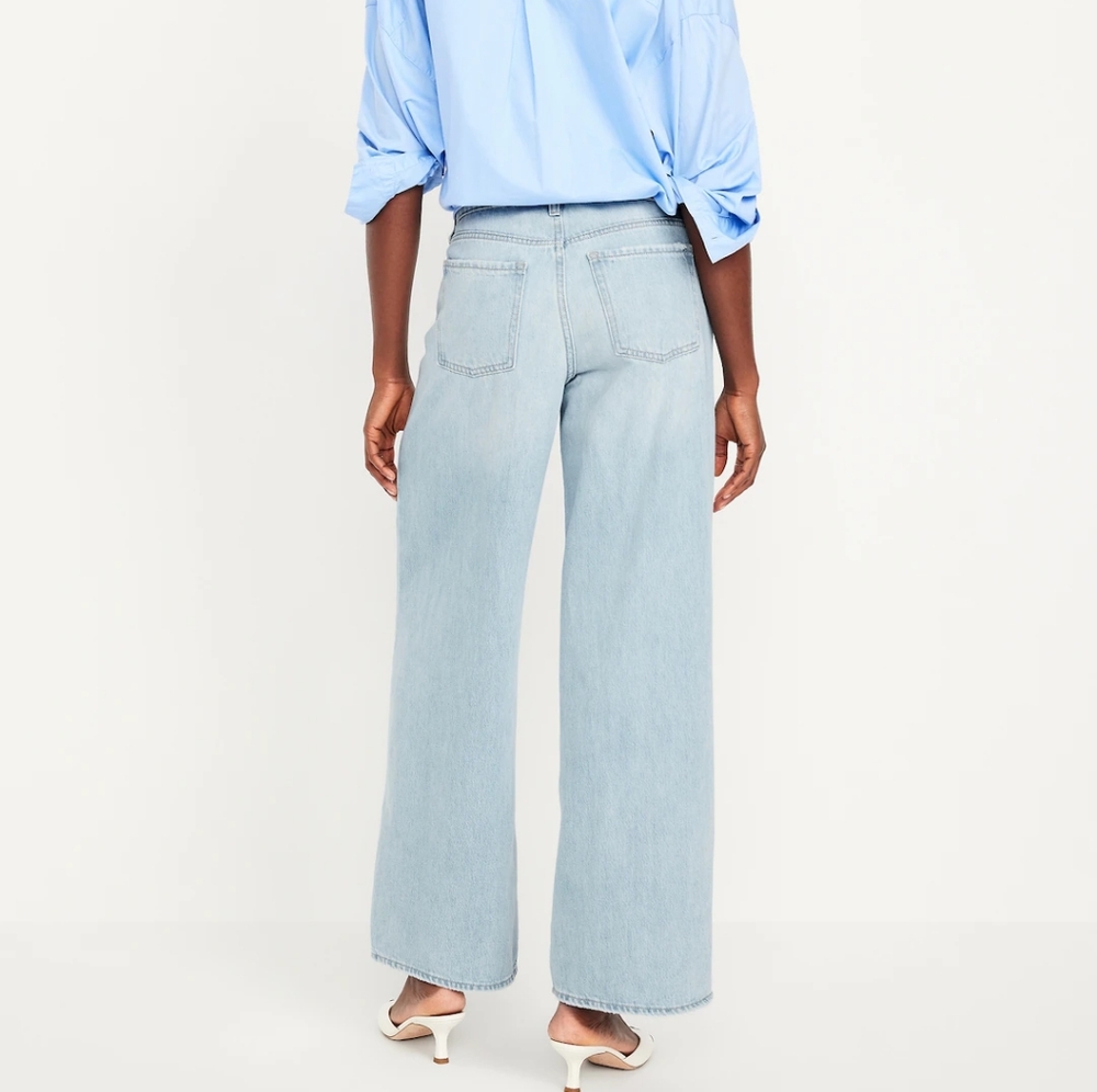 Old Navy Midrise Ripped Baggy‎ Wide Leg Light Wash Jeans - Picture 2 of 7